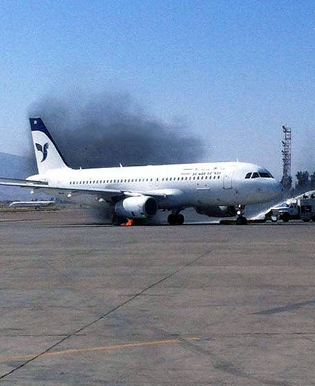 یک سانحههوایی ديگر/ مسئولان فرودگاه گوسفند قربانیكردند!